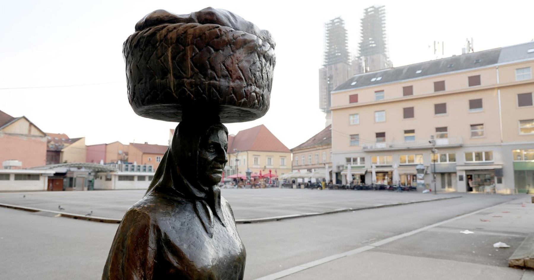 Dolac je pust, radovi još nisu krenuli, a ne zna se ni kada će krenuti