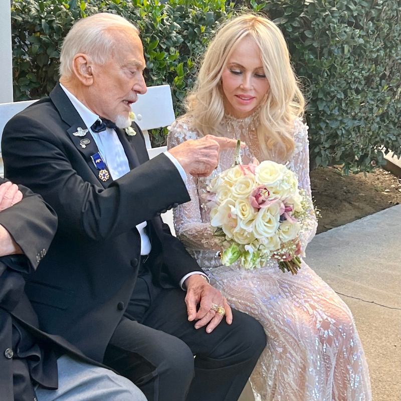 Astronaut Buzz Aldrin oženio se na svoj 93. rođendan. Ovo mu je četvrti brak