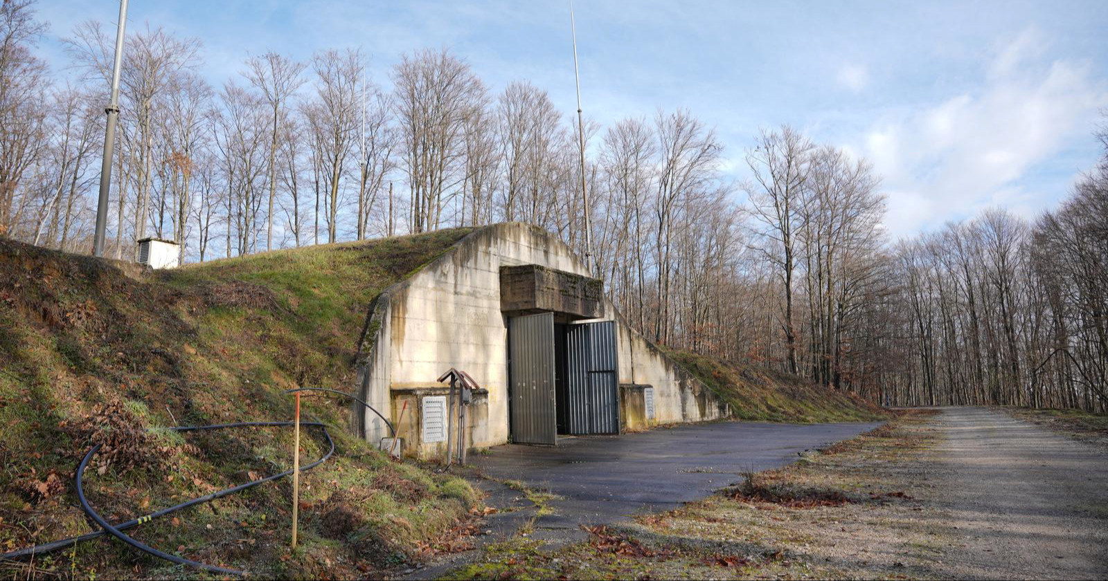 Bivša vojarna na Baniji postat će skladište radioaktivnog otpada?