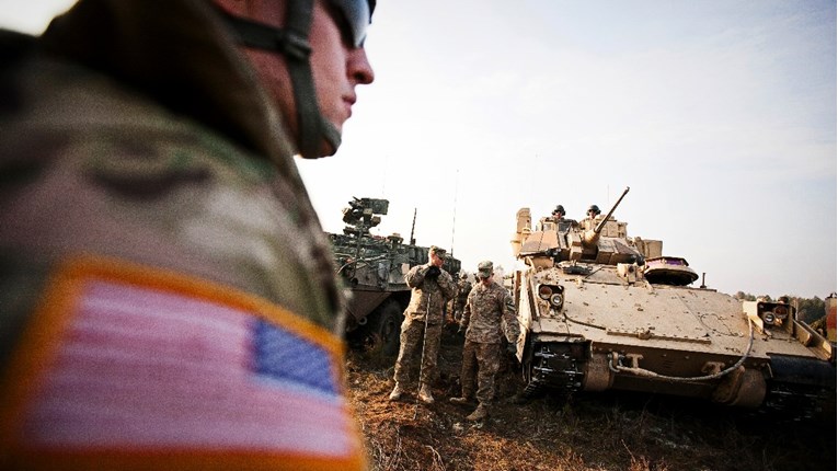 Biden potvrdio da se razmatra slanje borbenih vozila Bradley u Ukrajinu