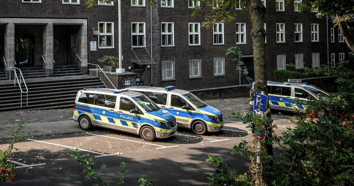 Policija u Njemačkoj uhitila učenika (16), planirao oružani napad na školu