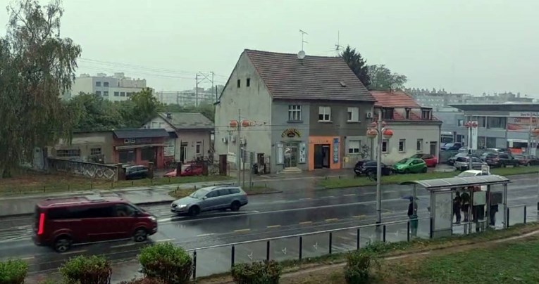 VIDEO I FOTO Zagreb pogodilo grmljavinsko nevrijeme