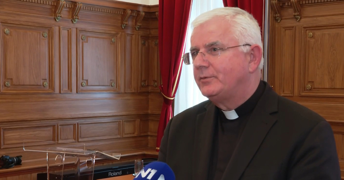 Riječni nadbiskup: Umjetna inteligencija ne smije zamijeniti čovjeka