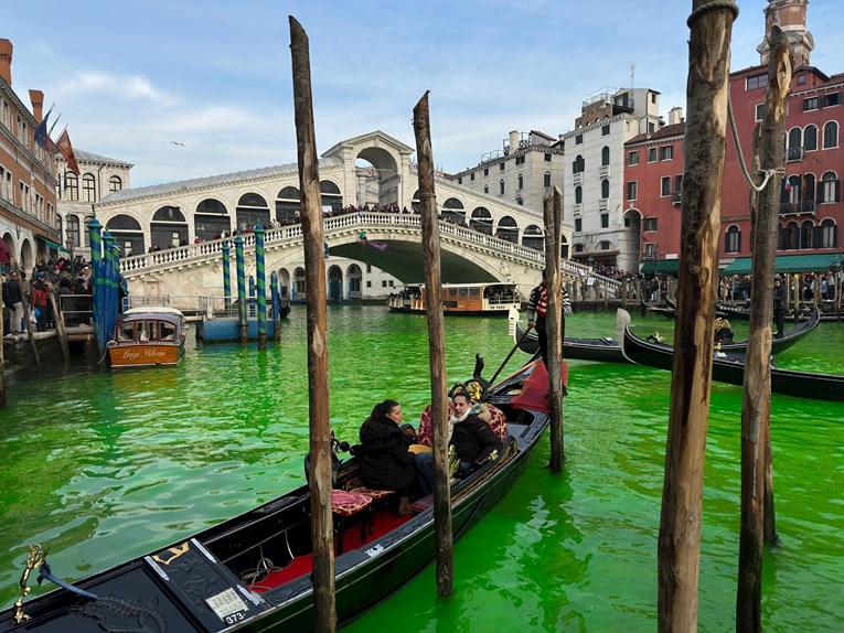 Canal Grande u Veneciji se zazelenio, evo zašto