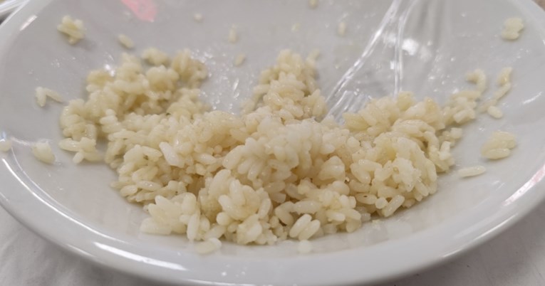 Bijela riža za zdravlje srca loša je poput slatkiša, upozoravaju kardiolozi