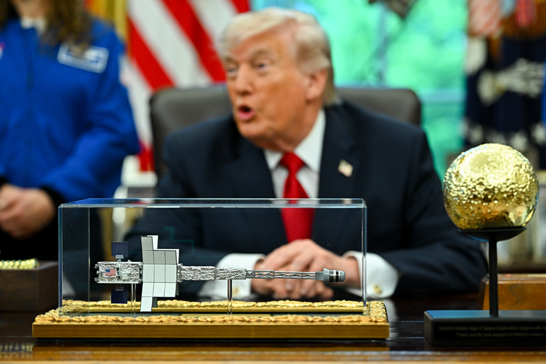 Trump: Rekao sam Putinu "prije nego mi pomognete, želim završiti vaš rat"