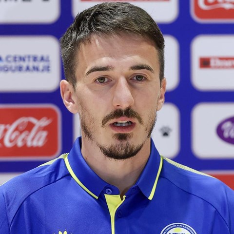 Igrao za Rijeku, a neće za BiH jer je ozlijeđen. Barbarez objasnio što se događa