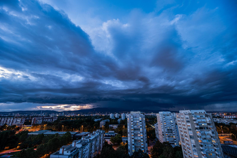 Stiže nevrijeme, DHMZ izdao upozorenje za cijelu zemlju