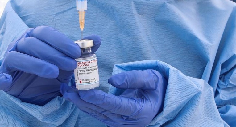 Tisuću ljudi u Švedskoj primilo cjepivo koje se prevozilo na preniskoj temperaturi