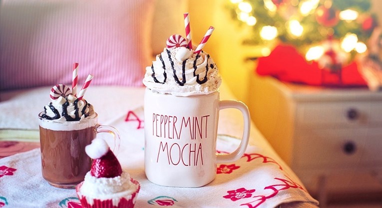 Pet recepata za najfiniju toplu čokoladu, Nutella-napitak, kavu s bundevom...