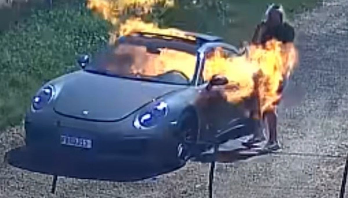 Vlasnik zapalio vlastiti Porsche 911. Nije računao na video nadzor i vještu policiju