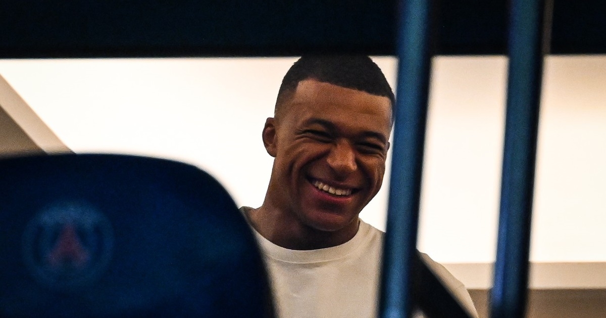 Mbappe vraćen u momčad PSG-a