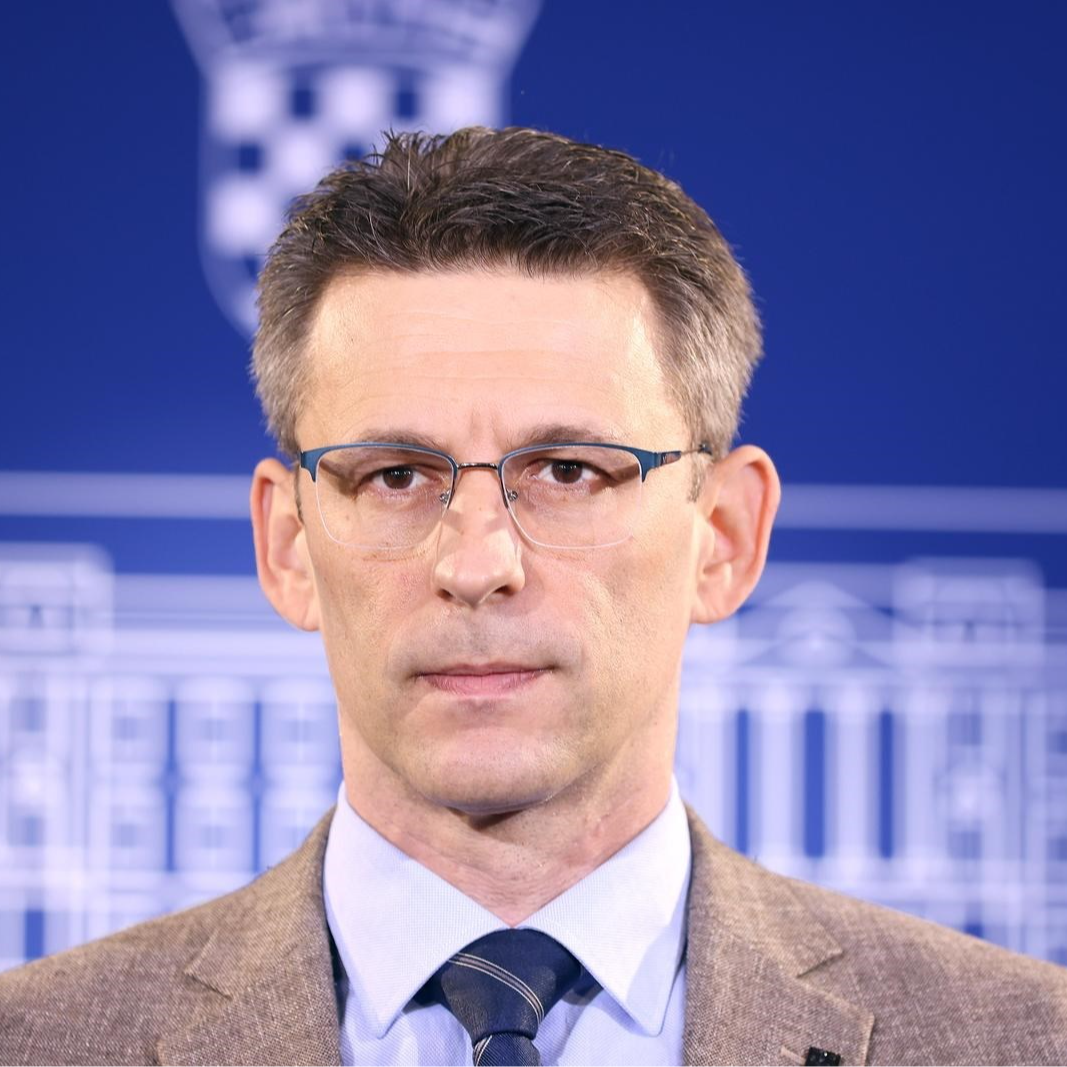 Petrov: Vučić je Plenkoviću opalio šamarčinu usred Dubrovnika