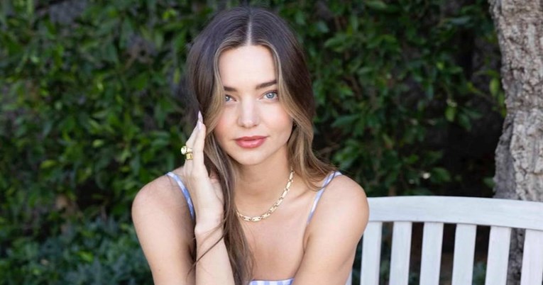 Miranda Kerr (41) objavila fotku iz mladosti: "Izgledam drsko i nakon 30 godina"