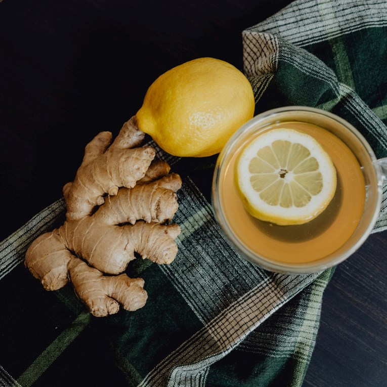 Pet moćnih namirnica i pića za brzo smanjenje upale i povrat energije