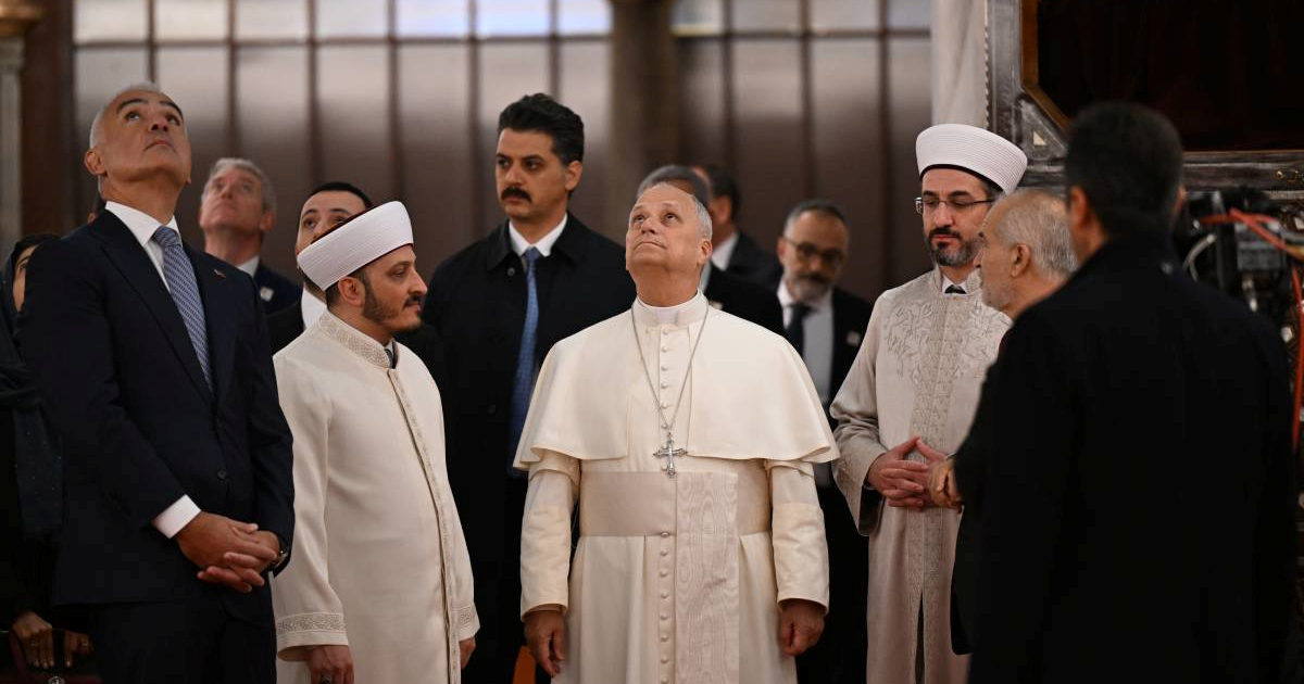 Papa u posjetu Istanbulu, neće posjetiti Aja Sofiju