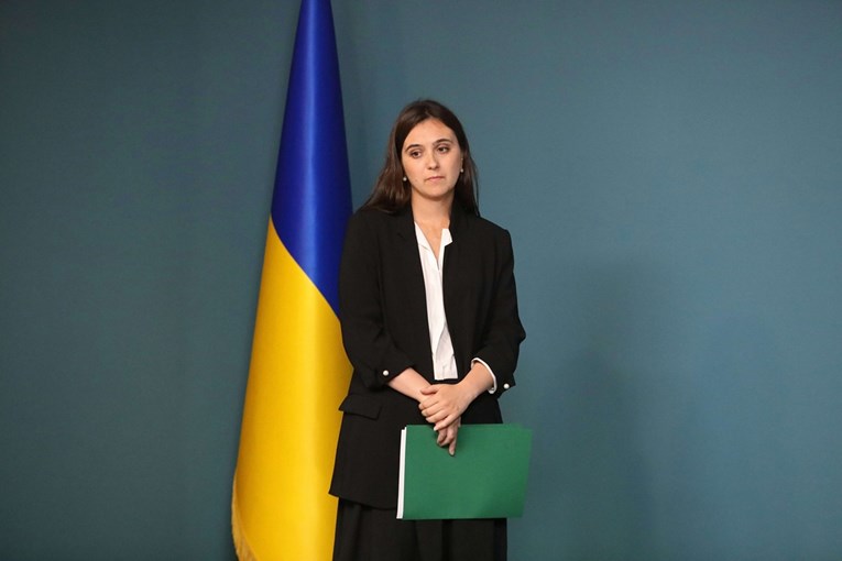 Bivša glasnogovornica Zelenskog: Gubimo. Svaki sljedeći dogovor bit će još gori