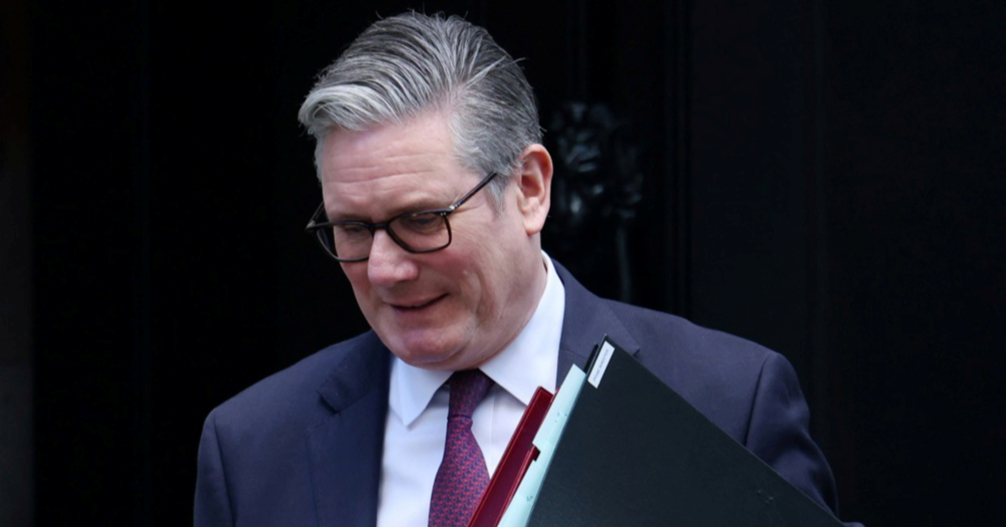 Britanski premijer odbija dati ostavku