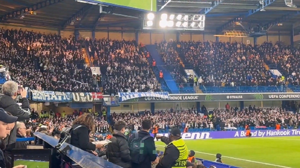 Stamford Bridge podrhtava od showa danskih navijača. Pogledajte hit snimke