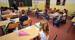 Učenici osmih razreda u Srbiji uče da hrvatski jezik ne postoji