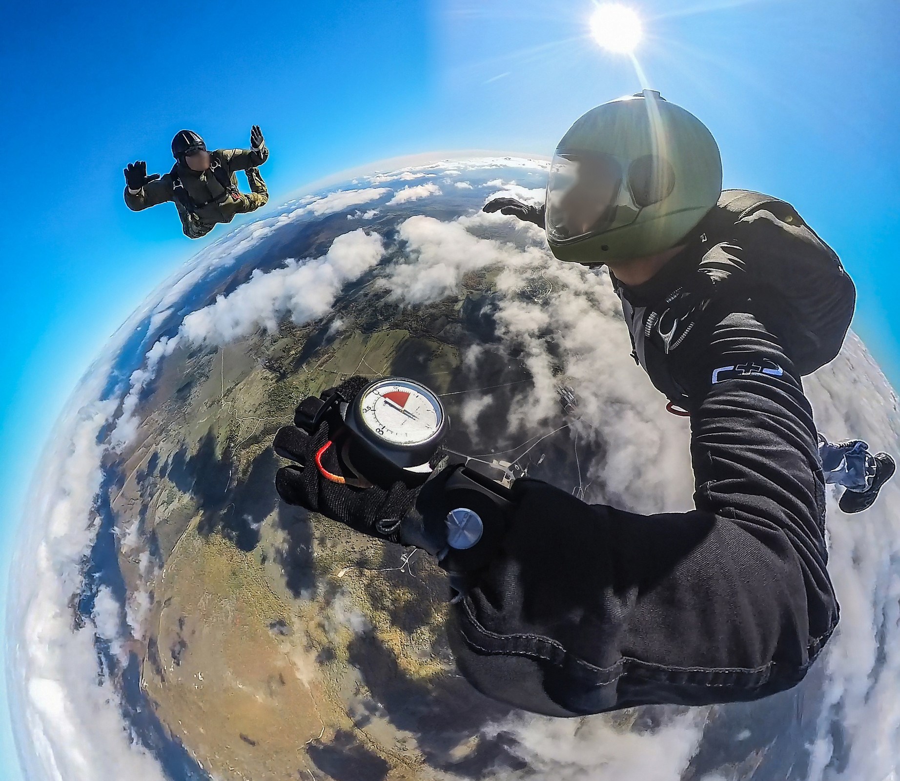 Hrvatski specijalci završili padobransku obuku, MORH objavio fotografije