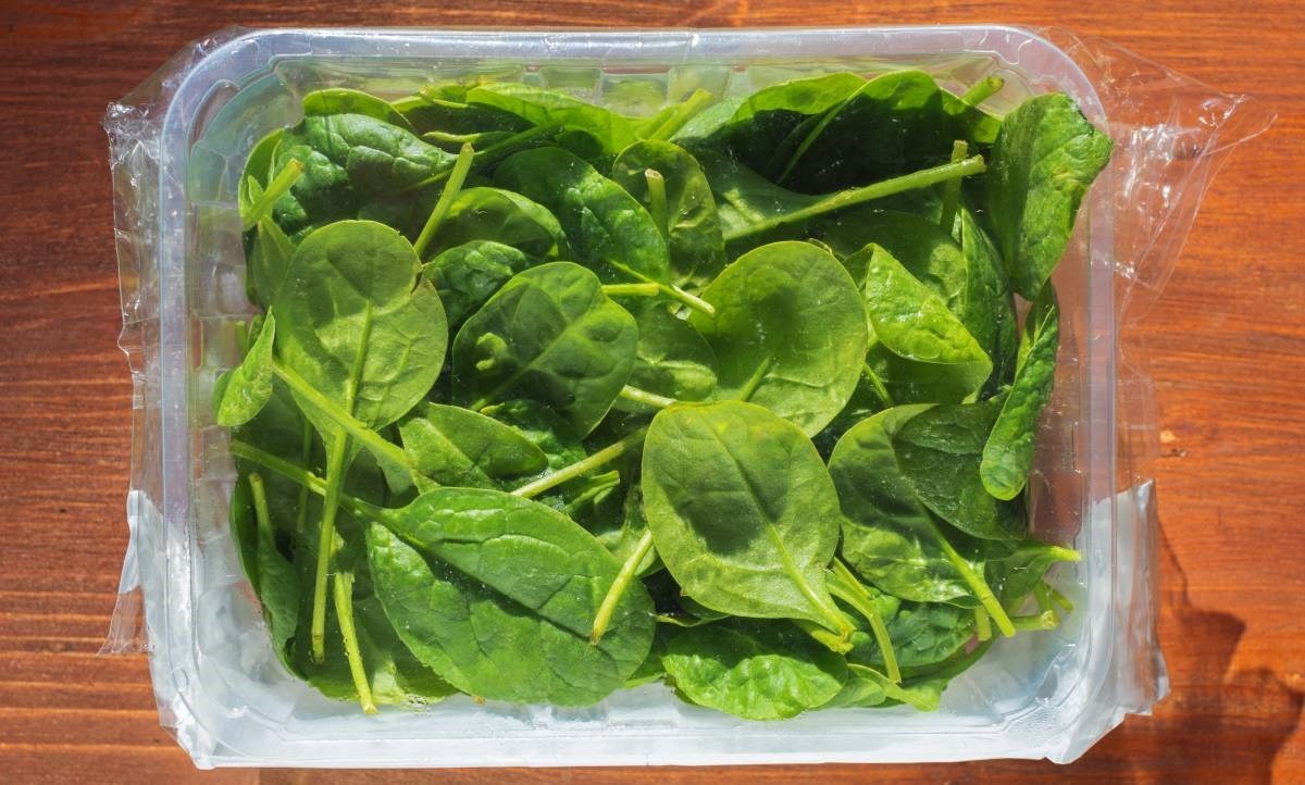 Ljudi u Australiji jeli otrovan špinat. Dobili halucinacije, bili u deliriju