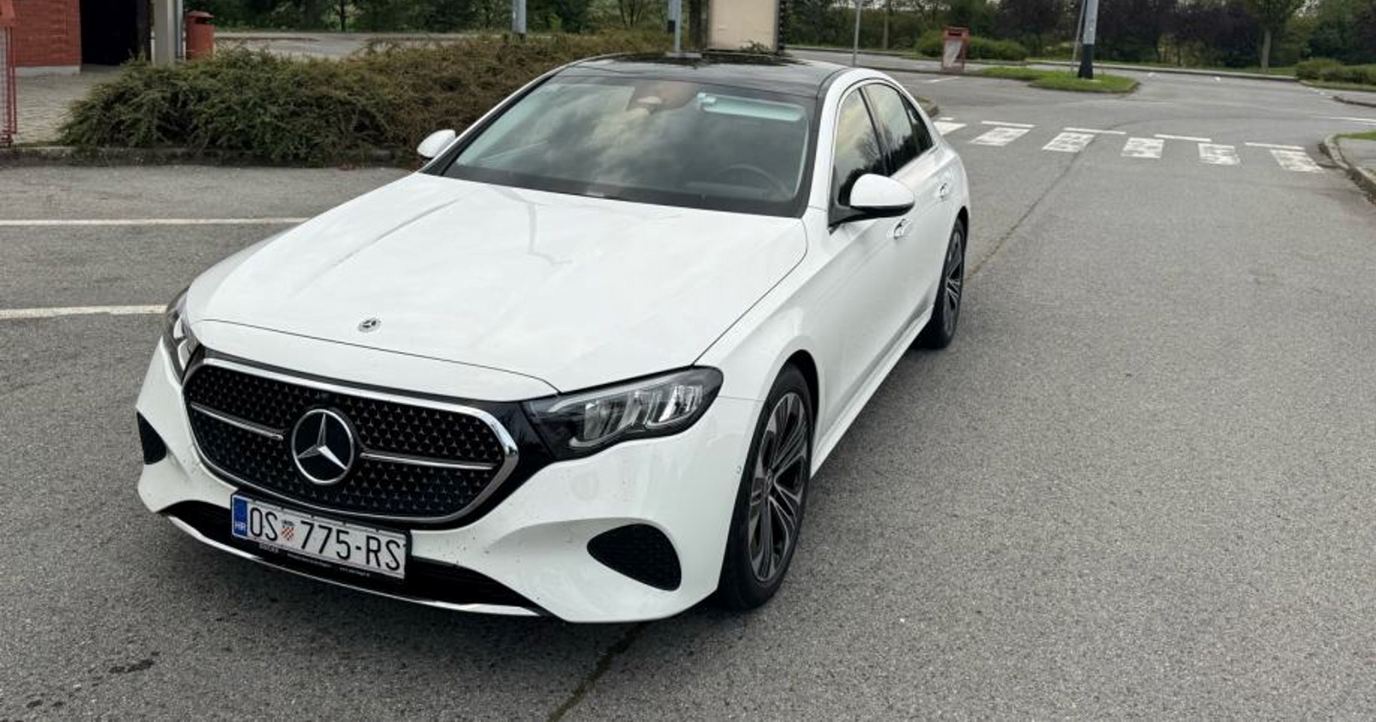 Najbolji auto oglasi: Mercedes E-klasa s jamstvom do 2027.