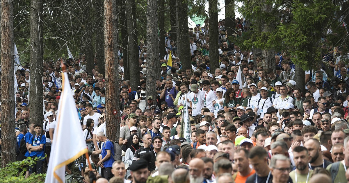 Tisuće u Maršu mira idu prema Srebrenici, pridružit će se i vukovarski ultramaratonci