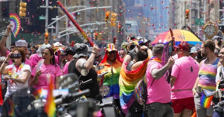 U baptističkoj crkvi u Americi molili za smrt LGBT osoba. "Treba ih pobiti"