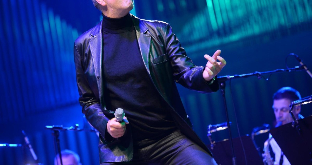 Tata treći put: Domaći pjevač u 58. godini dobio kćer, otkrio i njezino ime