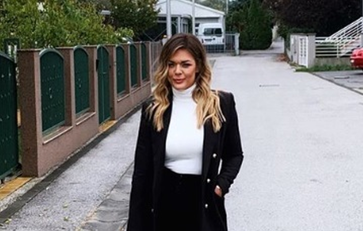 Sandra Perković pozirala s modnim detaljem od oko 20.000 kuna u rukama