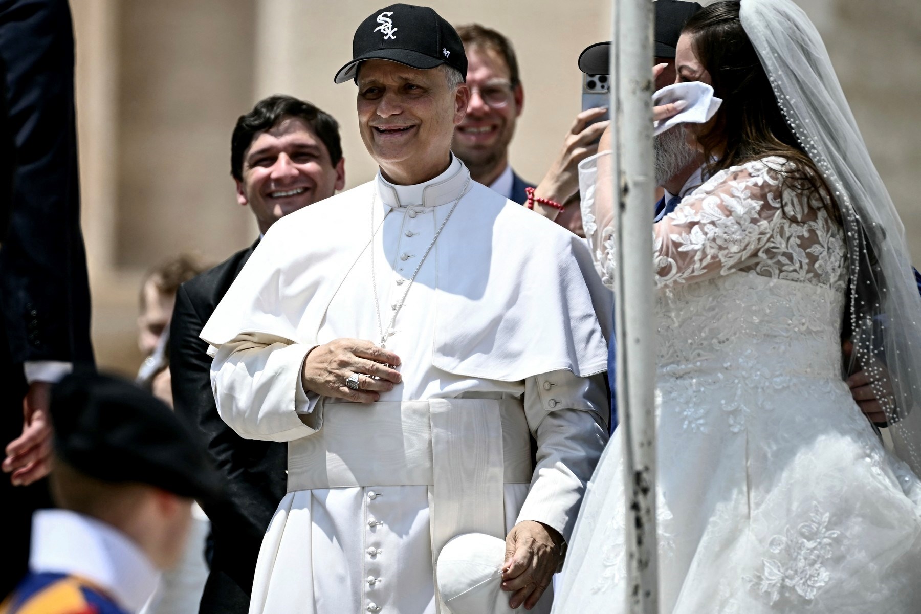 Papa Lav XIV. iznenadio Vatikan, nosio šiltericu svog omiljenog bejzbolskog kluba