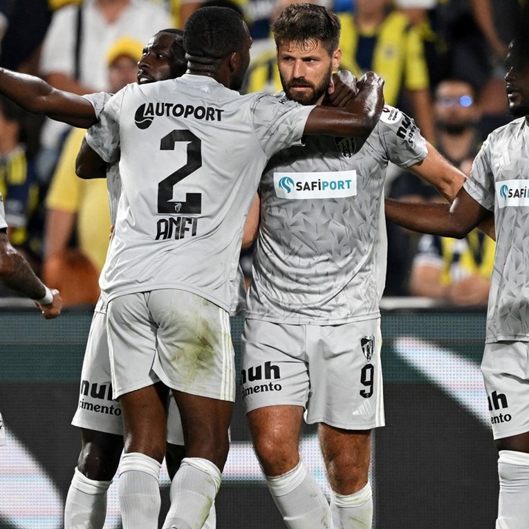 Turci slave Petkovića, on poručuje: Primili smo sumnjiv gol