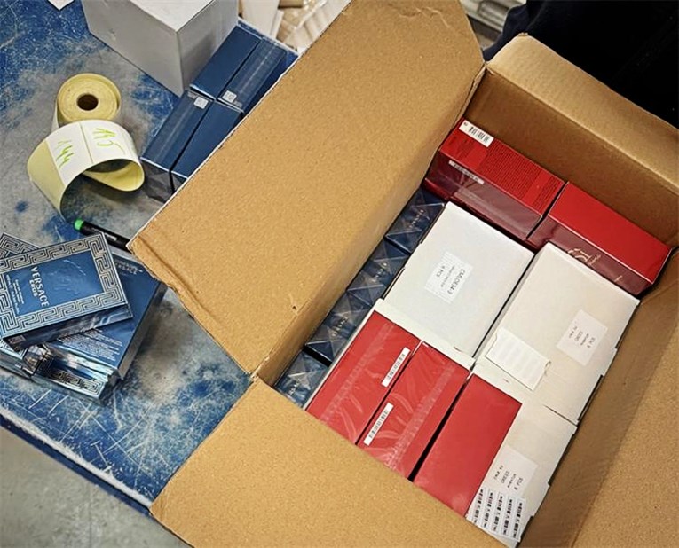 Carina oduzela više od 12 tisuća parfema. Vrijedni su oko 1.4 milijuna eura