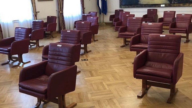 Saborski saloni za oporbene zastupnike uglavnom prazni 