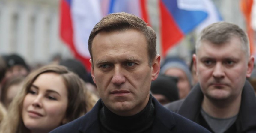Ruski liječnici zabranili prijevoz Navalnog van zemlje, kažu da nije dovoljno dobro