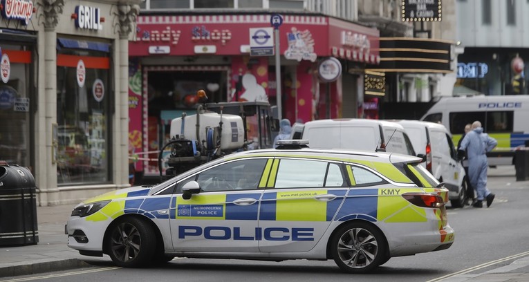 Žena osumnjičena za ubojstva dvojice dječaka u istočnom Londonu