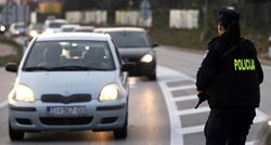 Vozač u Benkovcu prijetio policajcima, pokušao im pobjeći