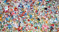 U svijetu se godišnje proizvede 460 milijuna tona plastike