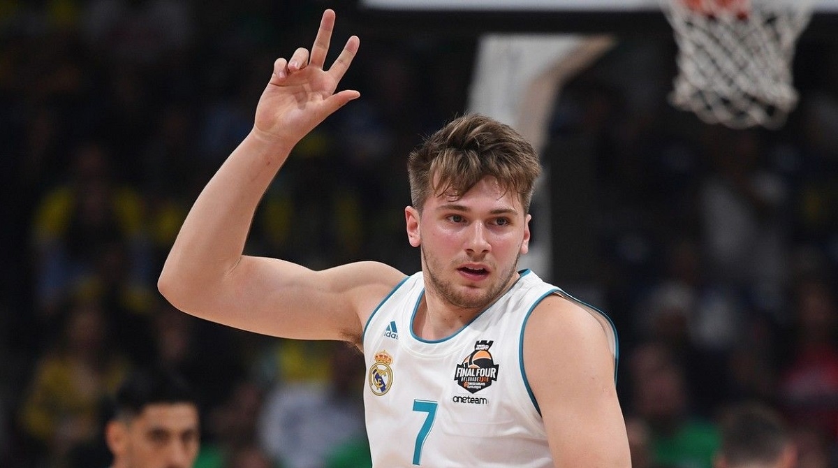 Dončić slavi Hezonju i suigrače. Status je viralan