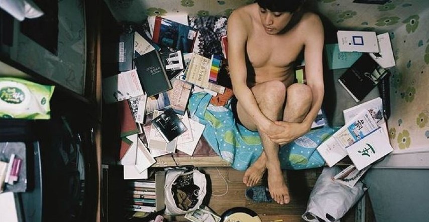 Fotograf prikazuje oštru stvarnost življenja u sobama od 6 kvadrata u Južnoj Koreji