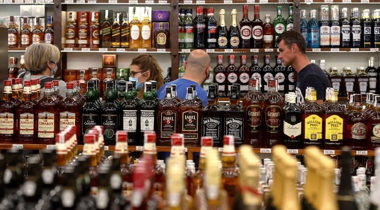 WHO: Rak je vodeći uzrok smrti povezanih s alkoholom u EU, a ljudi to ne znaju