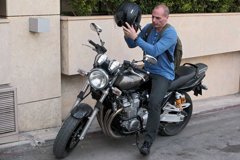 Varufakis u podcastu priznao da je 1989. probao ecstasy. Sudit će mu