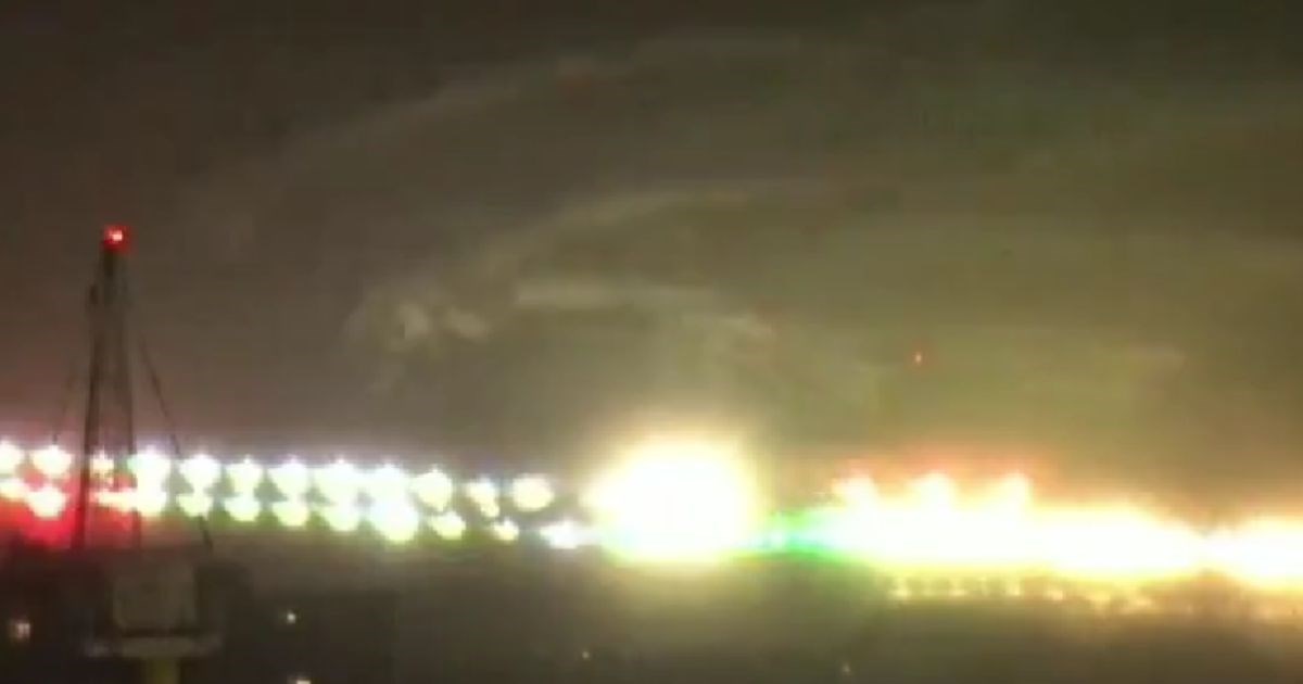 Avion preletio pistu u Norveškoj, zaustavio se nekoliko metara od mora