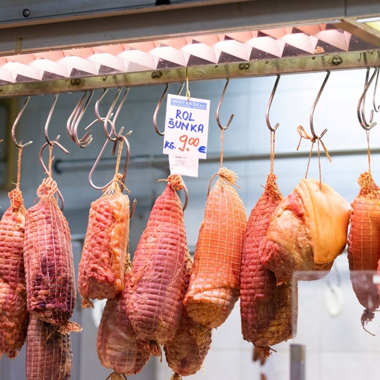 Kupili ste šunku i što sad? Evo kako ju pripremiti, korak po korak