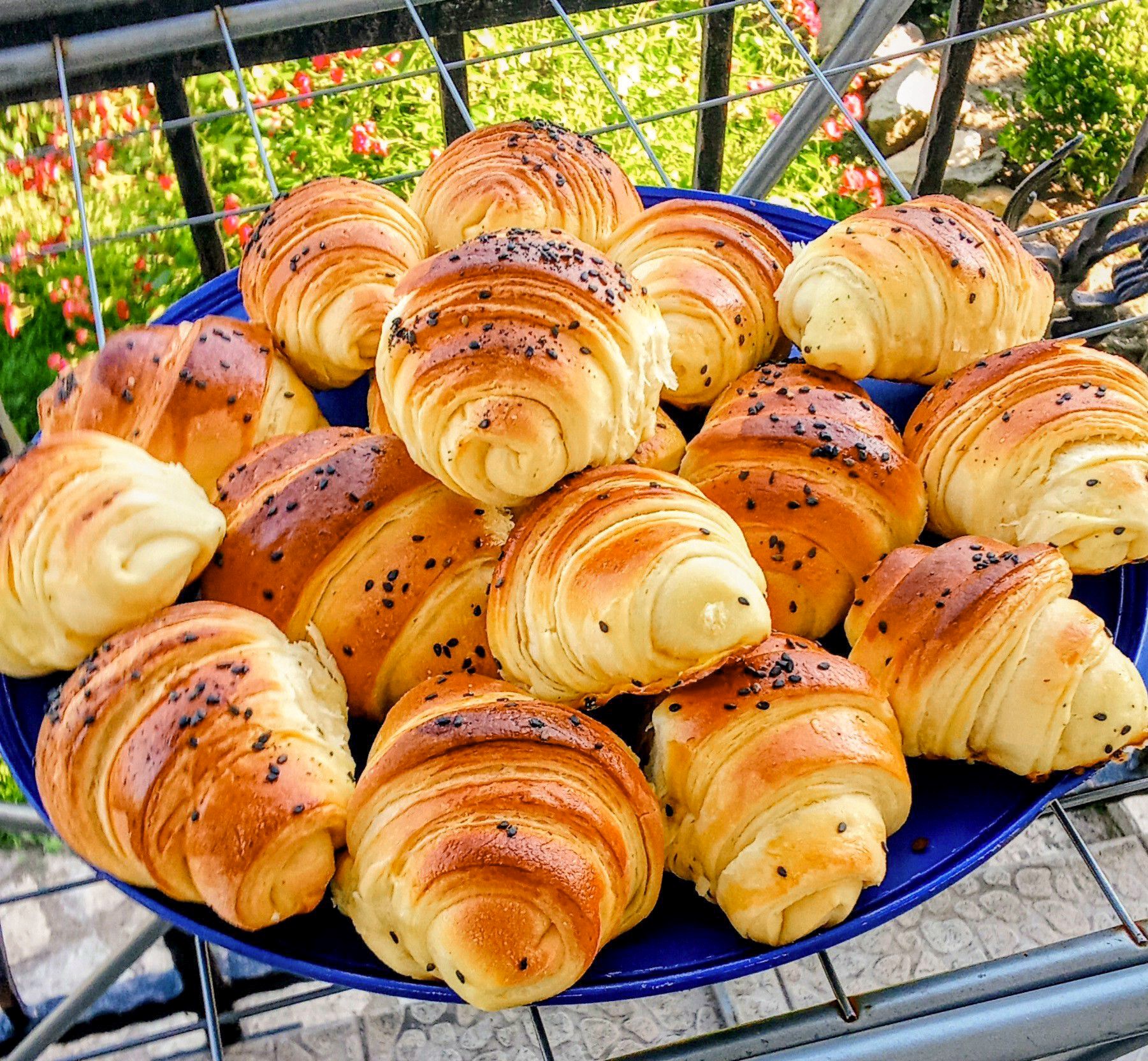 Napravite najmekše lisnate kiflice do sada, ovaj recept si obavezno zapišite