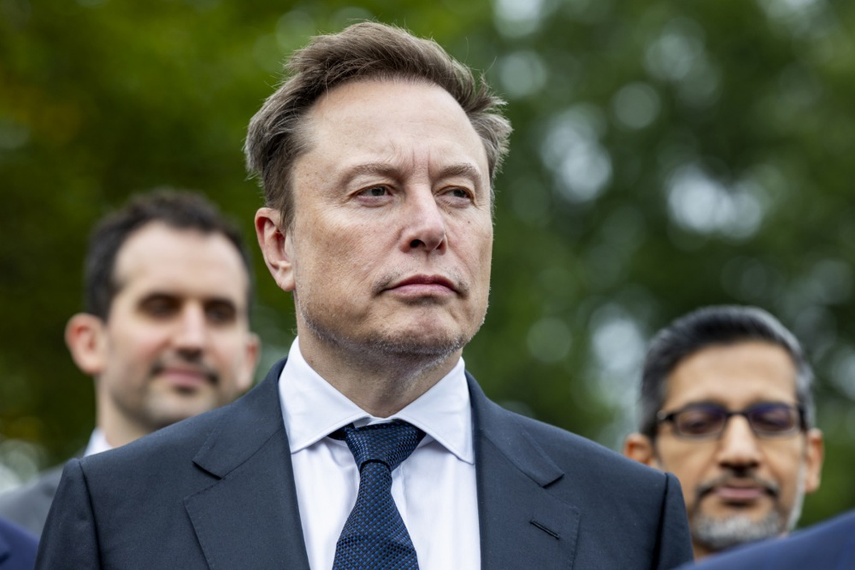 Francuska tvrdi da Musk koristi X za napade na europske političare