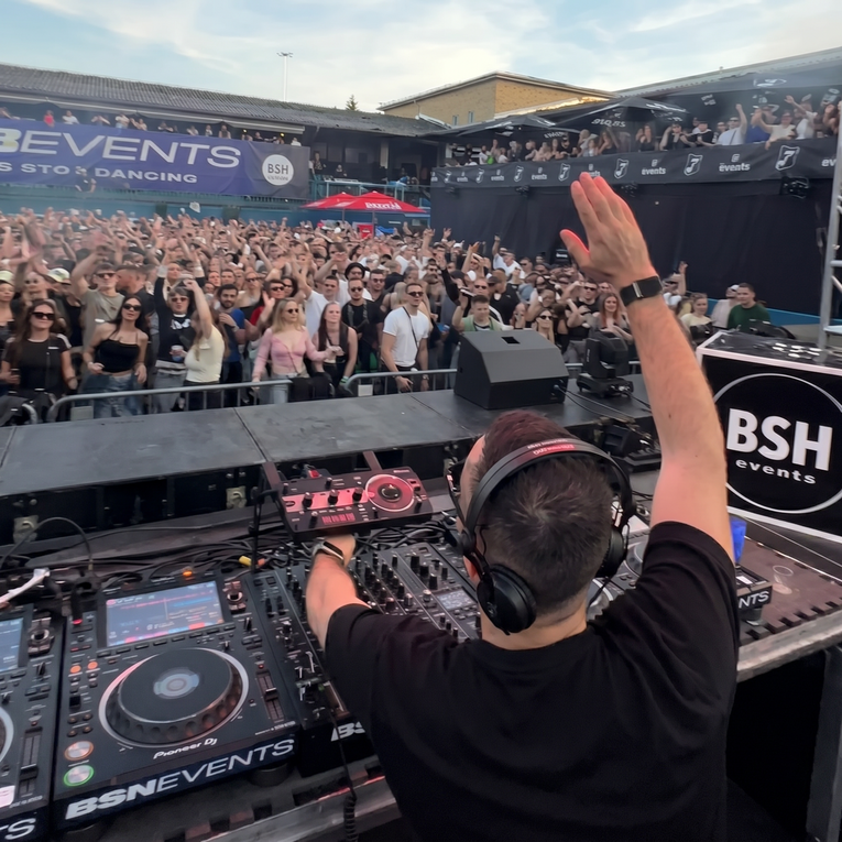 Vidjeli ste festivalske snimke po Instagramu sinoć? Vjerovali ili ne - to je Zagreb