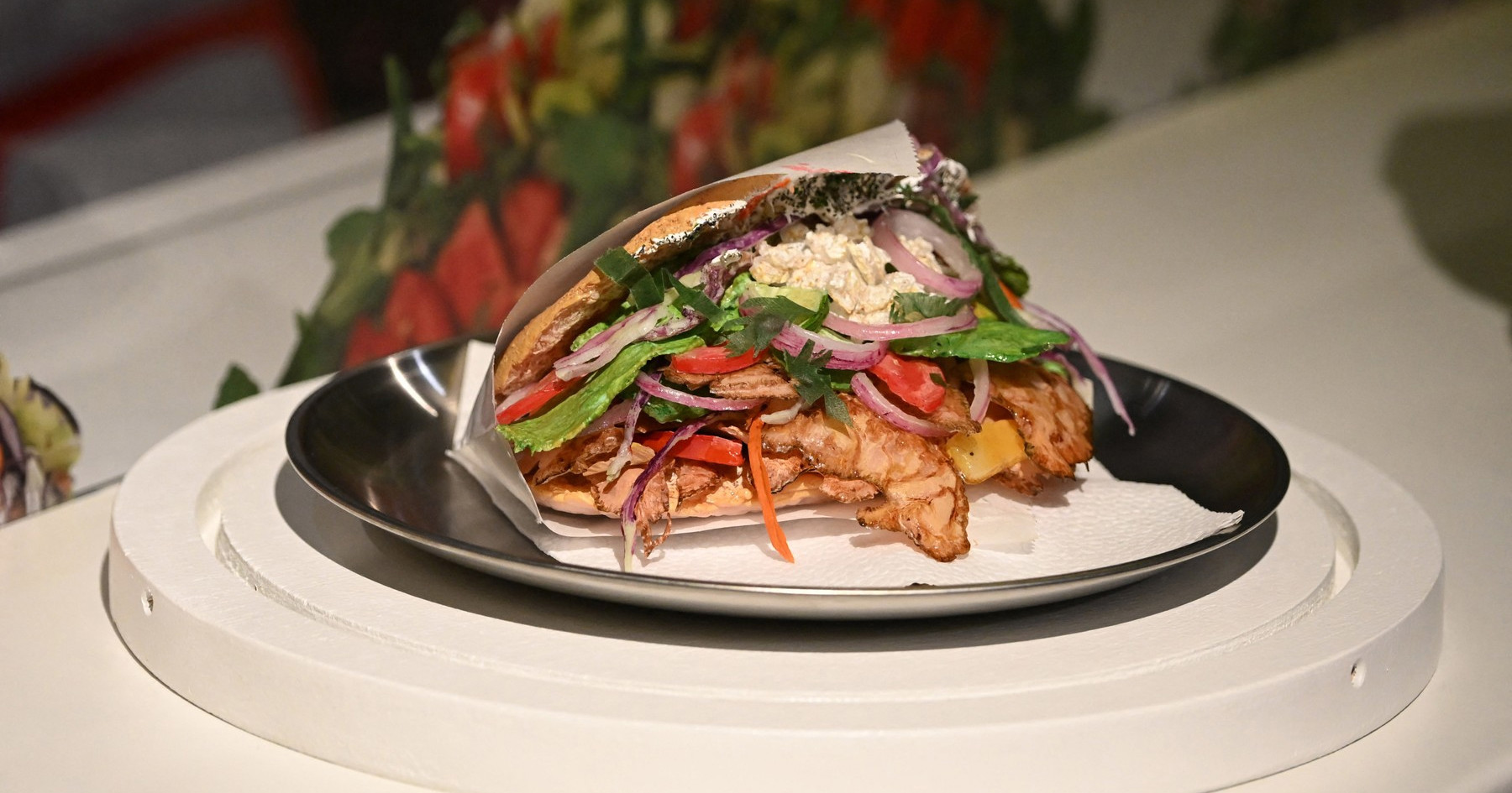 U Berlinu napravili kebab od 10.000 eura. Evo zašto je toliko skup
