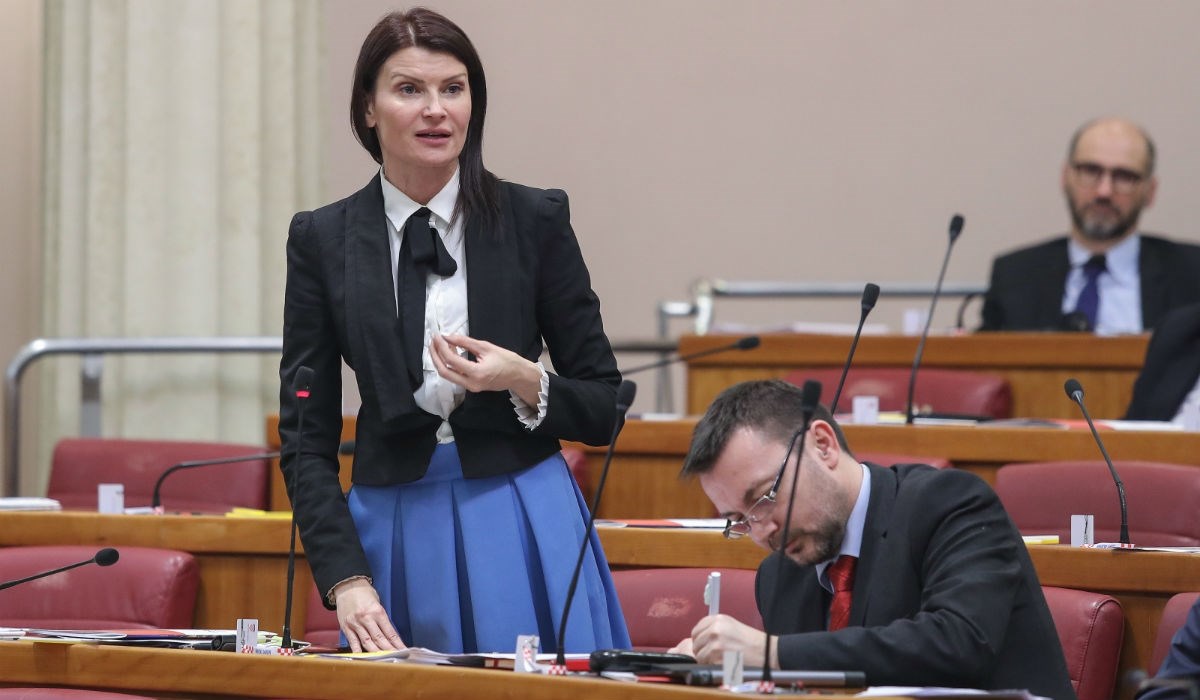 Glasovac: Trgovačka koalicija HDZ-a i HNS-a opstaje zbog očuvanja fotelja